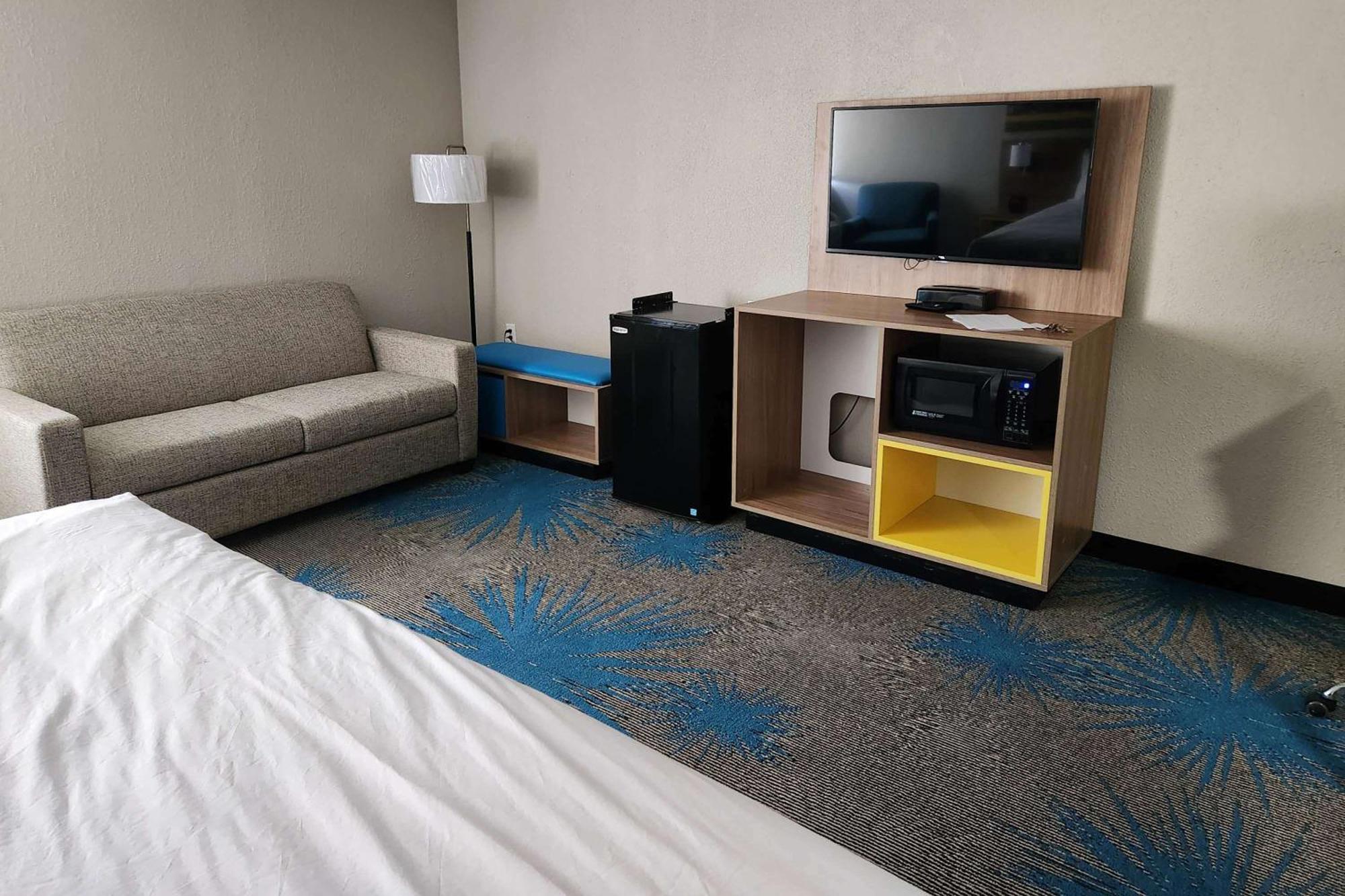 Days Inn By Wyndham Davenport Kültér fotó