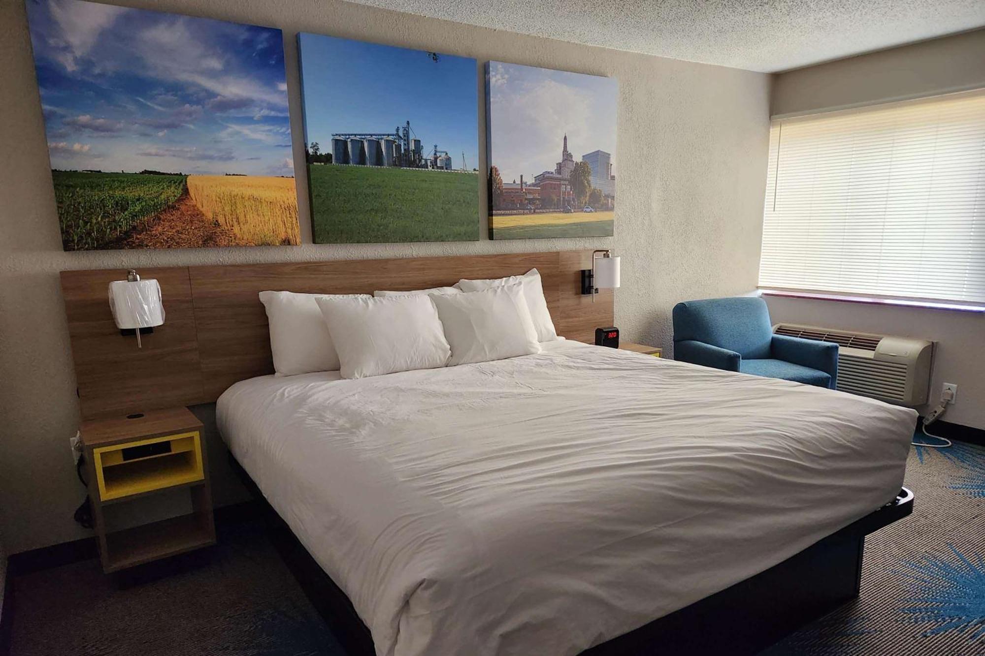 Days Inn By Wyndham Davenport Kültér fotó