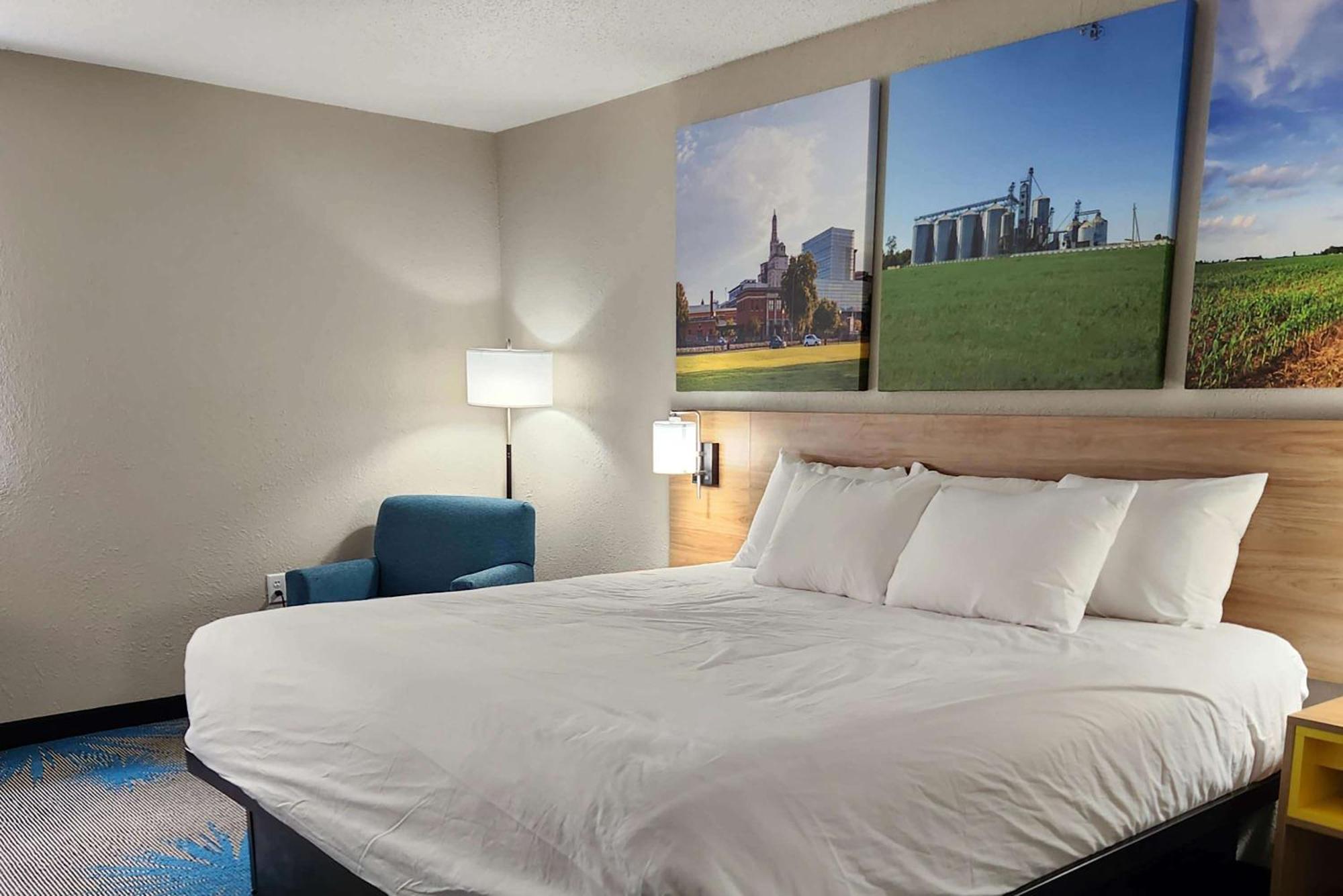 Days Inn By Wyndham Davenport Kültér fotó